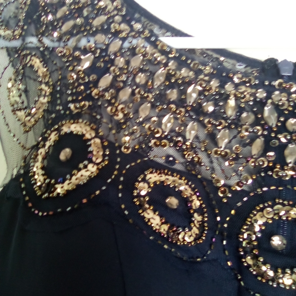 XSCAPE Elegant Black Sequin Embellished Dress SIZE 8 - Picture 6 of 10